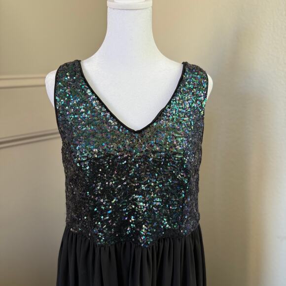 Torrid Black Sequin Chiffon Skater Midi Dress Size 12 -K186 - Picture 2 of 6